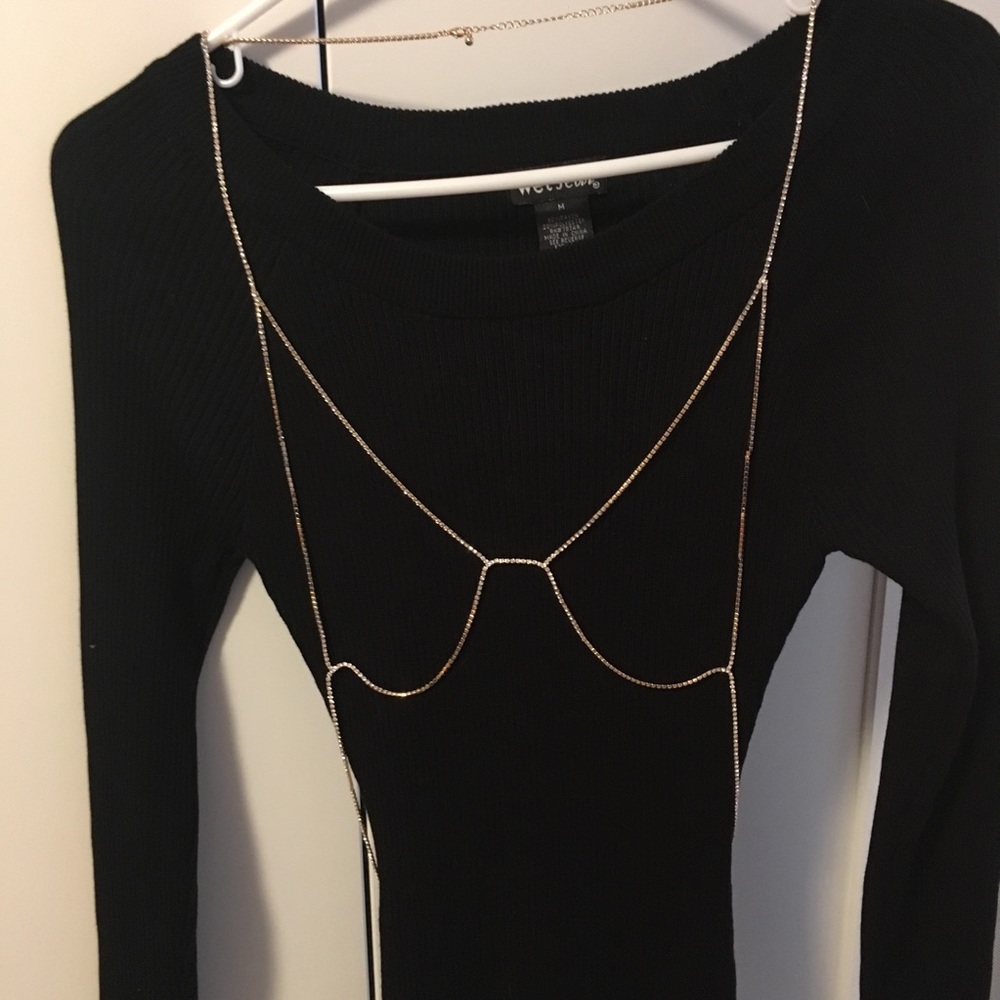 LBD + body chain